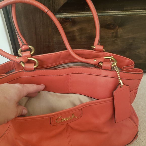 Coach purse and wallet. - Picture 3 of 4